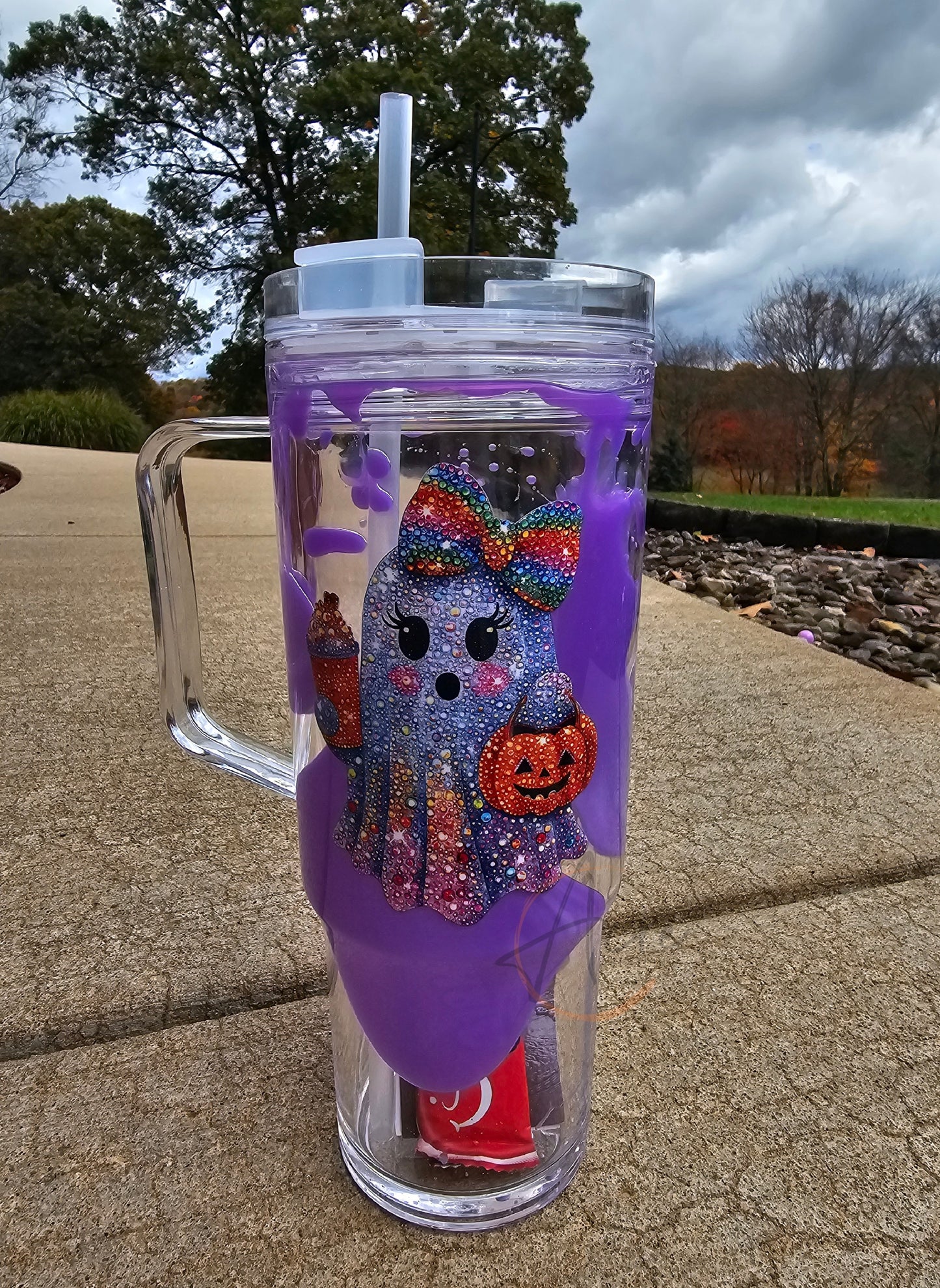 40oz cute ghost lava drip