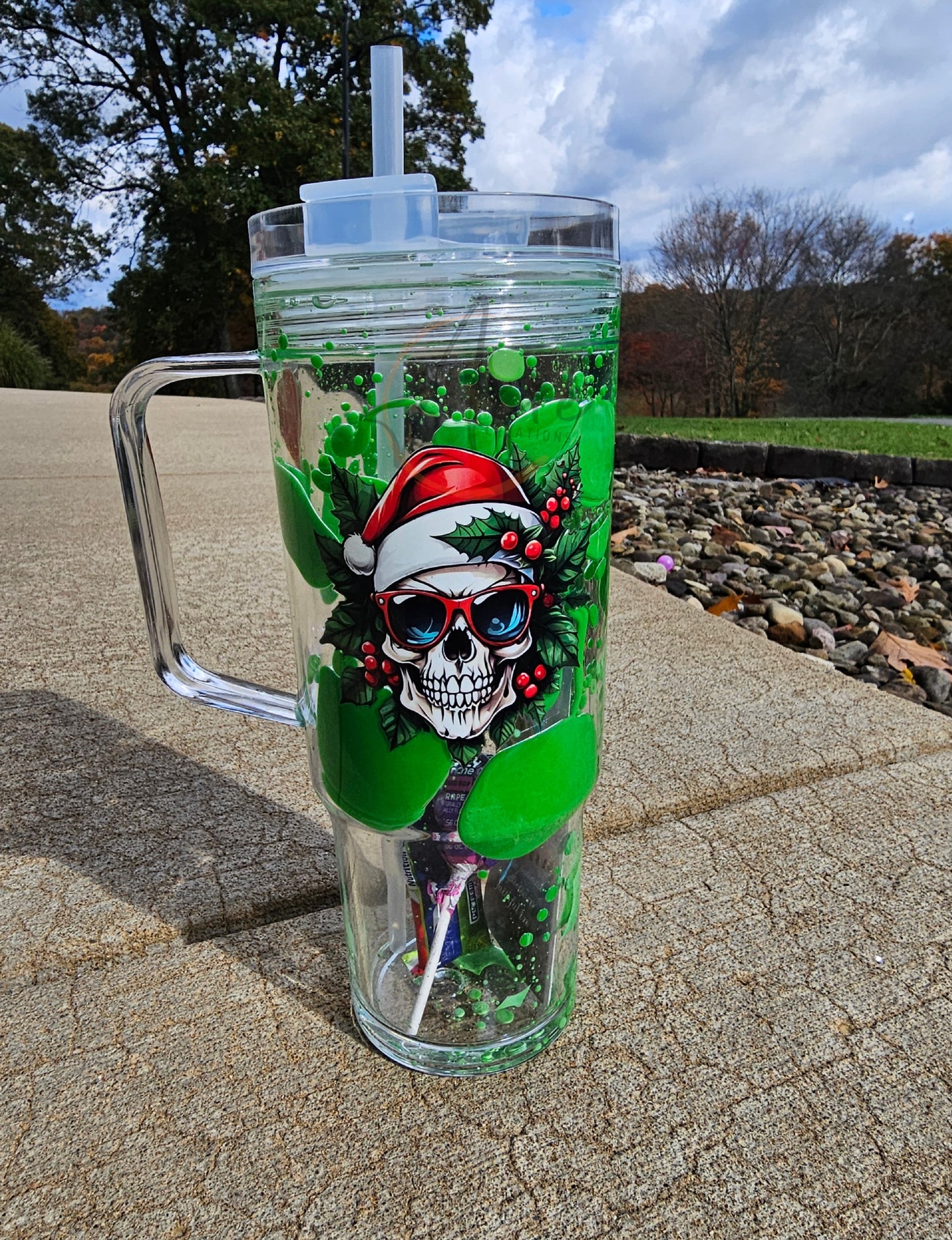 40oz skull Christmas lava drip